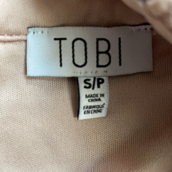 Rose gold homecoming TOBI dress - Picture 4 of 4